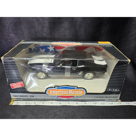 ERTL American Muscle '69 Black Chevy Camaro Z/28 1/18 Scale Die Cast Metal Car - Picture 7 of 9